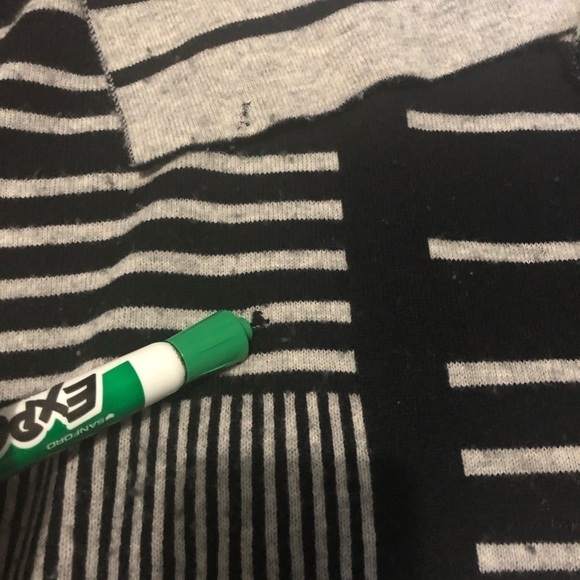 Vince Cardigan Women's Small Draped Cashmere Sleeveless Striped Wool Blend Comfy - Picture 3 of 6